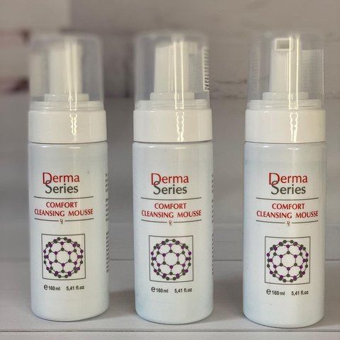 Універсальний очищаючий мус⠀ Comfort cleansing mousse⠀ ⠀Derma series 1427489177 фото