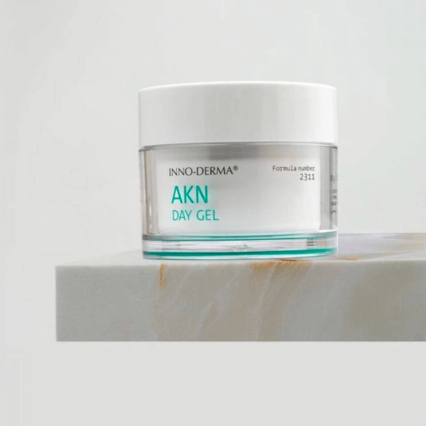 Крем-гель для жирної шкіри - Innoaesthetics Akn Day Gel 109995 фото