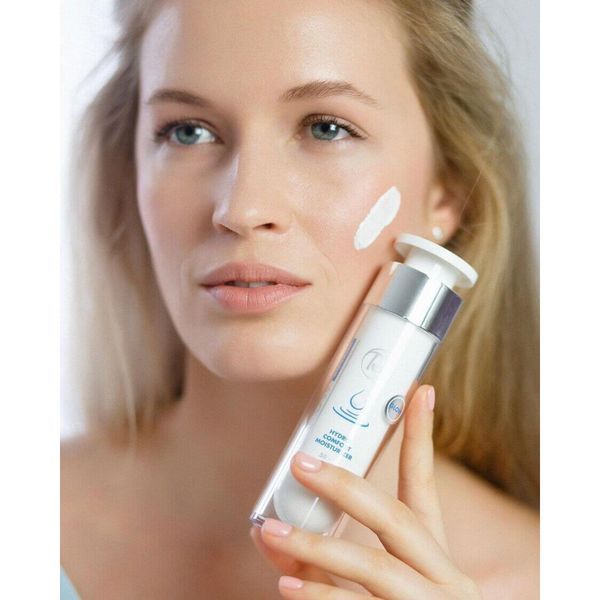 Зволожуючий крем для обличчя з іллюмінуючим ефектом - Renew Aqualia Hydro Comfort Glow Moisturize 105220 фото