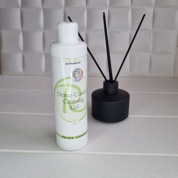 Очищаючий гель для жирної та проблемної шкіри обличчя - Renew Dermo Control Cleansing Gel 105232 фото